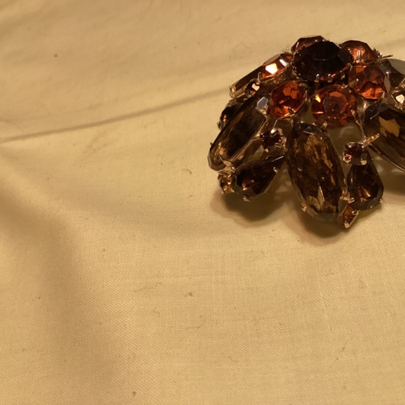 VINTAGE FABULOUS BROOCH MOMS COLLECTION. WEISS? JULIANA ?UNMARKED TREASURE - Picture 6 of 13